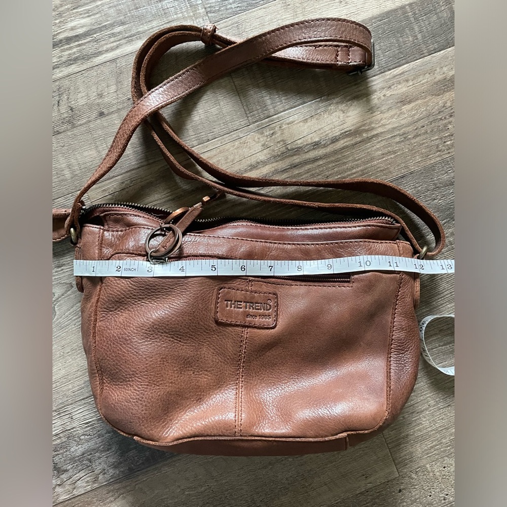 The Trend -Brown Leather Crossbody Bag - Classic Women’s Shoulder Bag - Picture 4 of 5